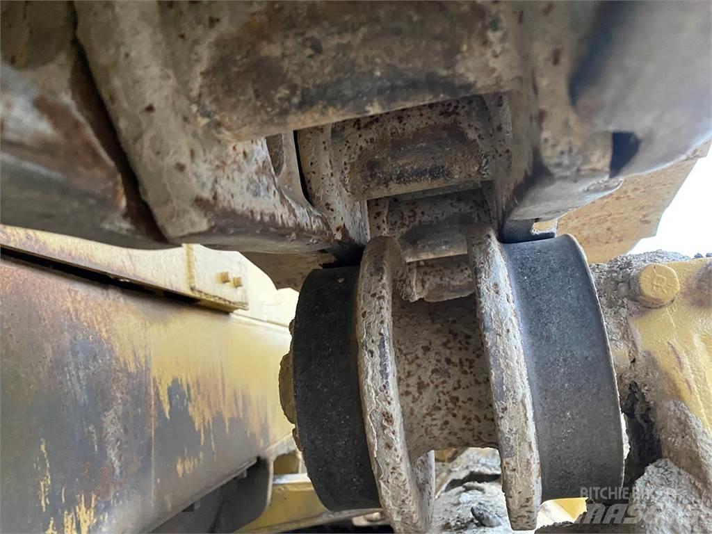 CAT D7E Dozer cingolati