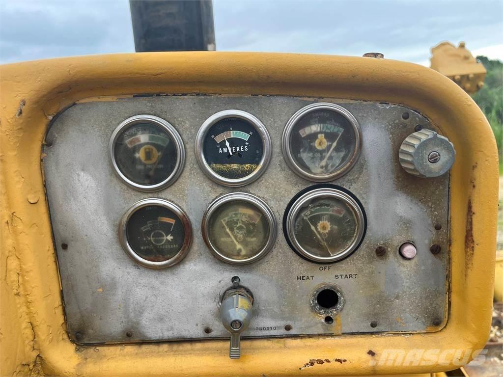 CAT D8H Dozer cingolati