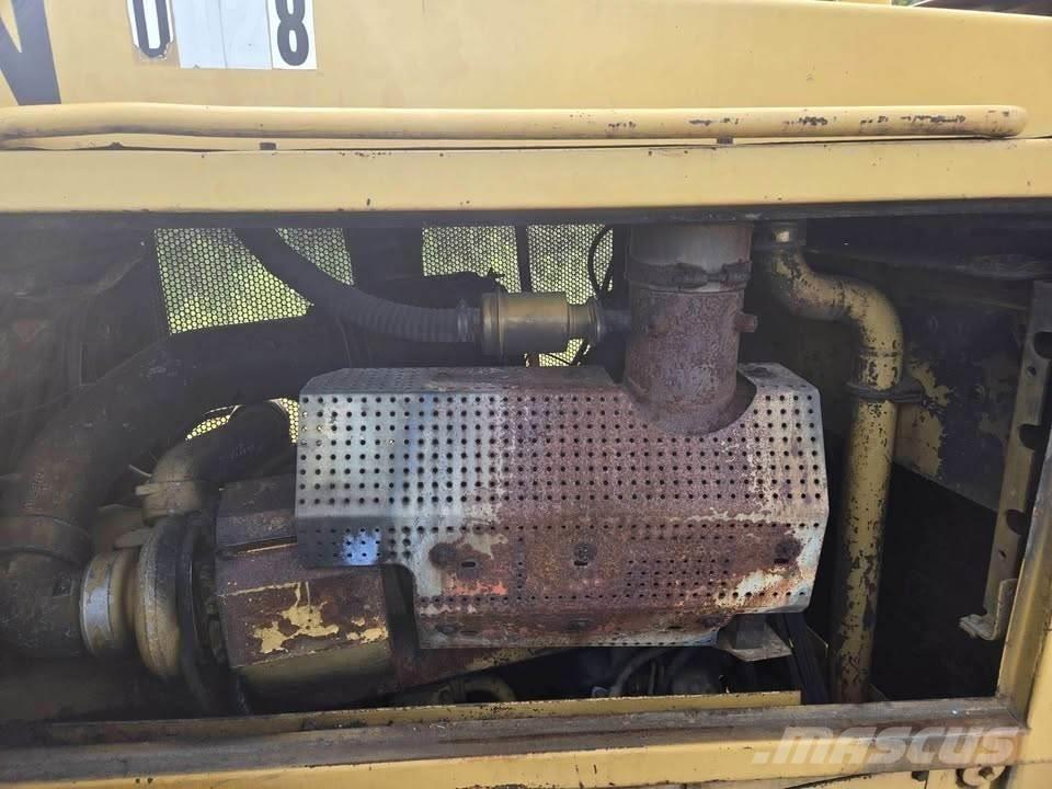 CAT D8N Dozer cingolati