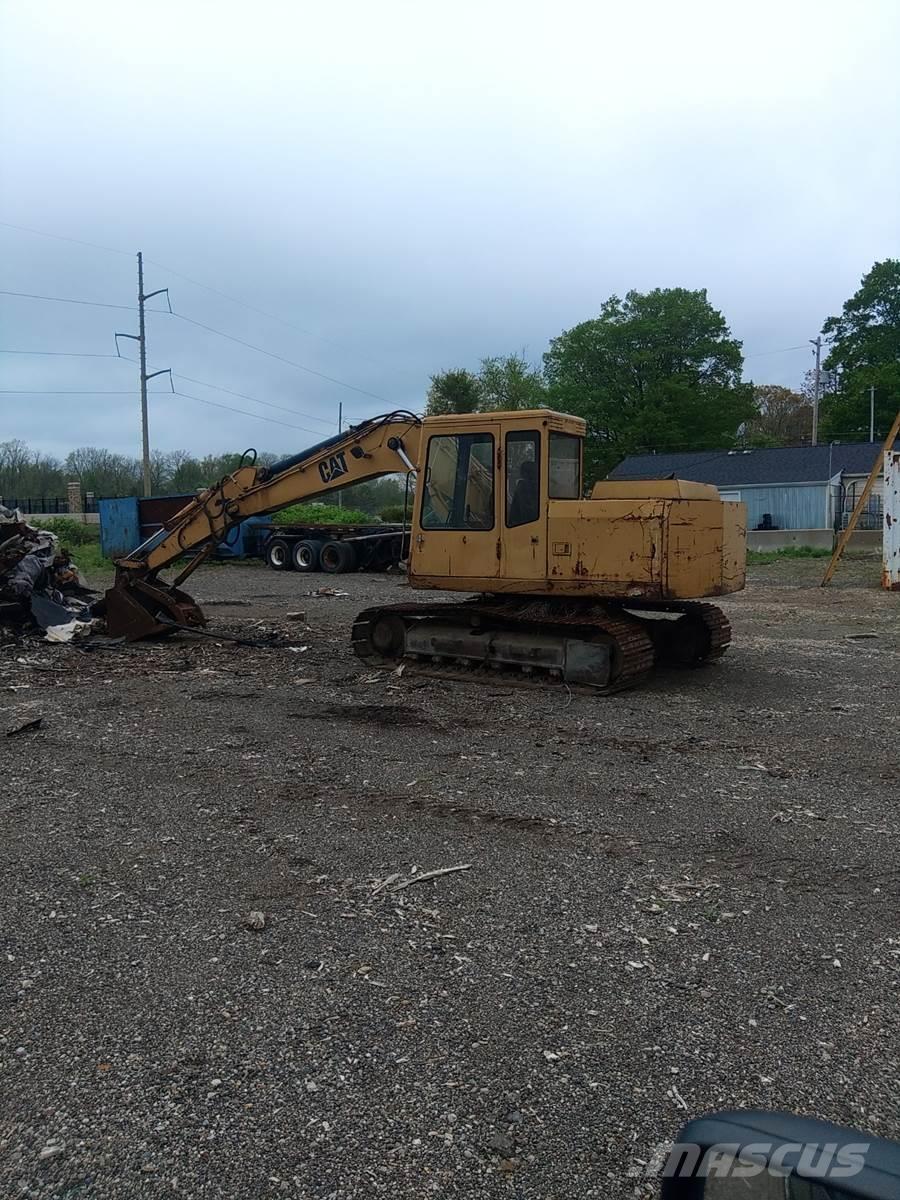 CAT E110B Escavatori cingolati