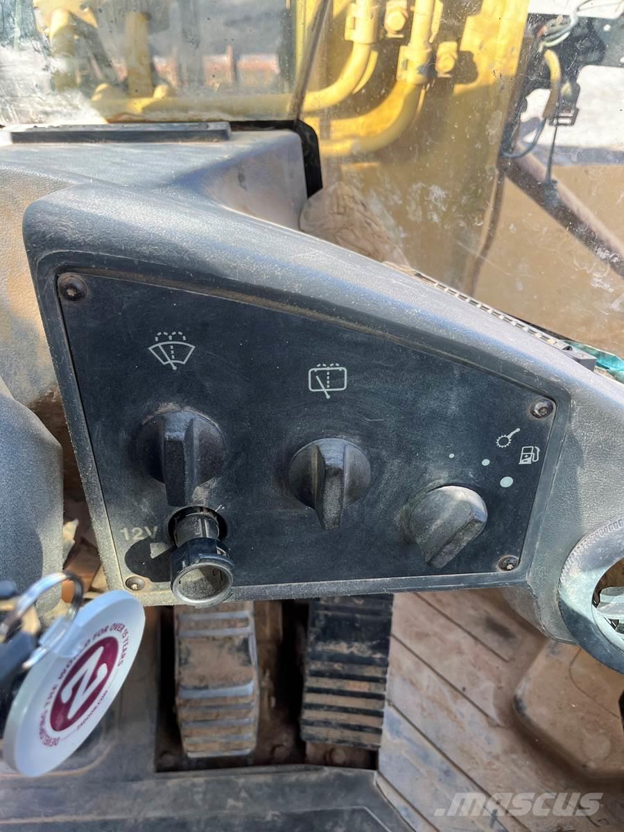 CAT IT38G Pale gommate