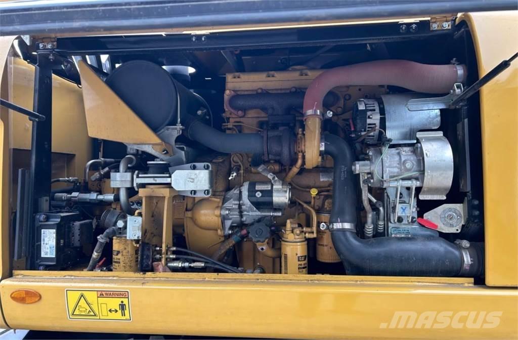 CAT M313D Escavatori gommati