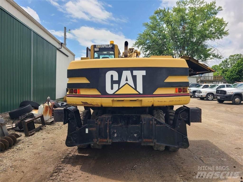 CAT M320 Escavatori gommati