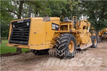 CAT RM300 Compattatori da suolo
