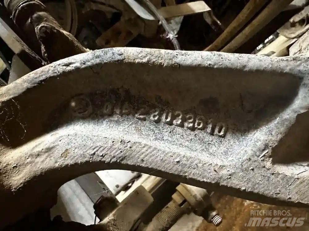  Dana 367 Assi