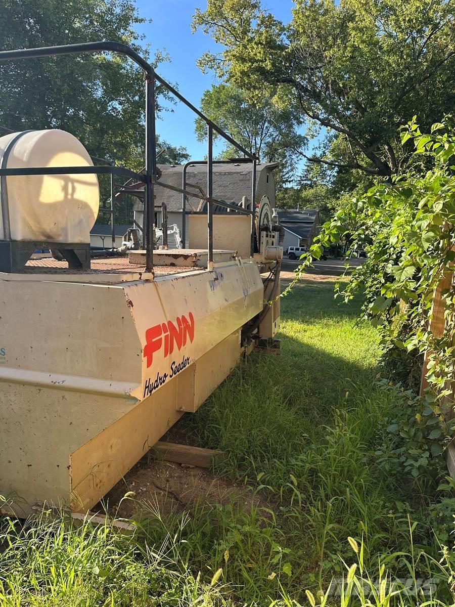 Finn T120 Tramogge da carico