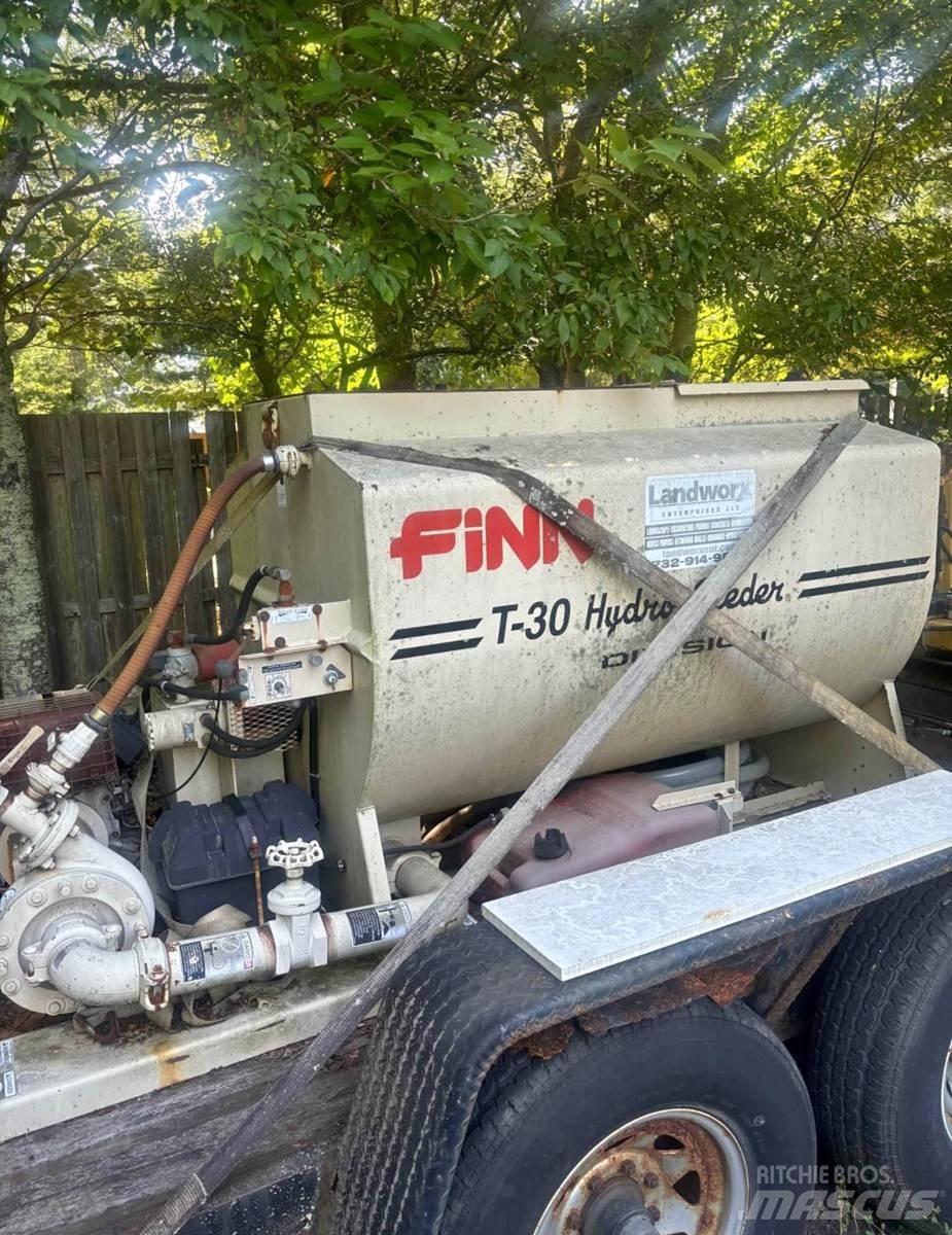 Finn T30 Tramogge da carico