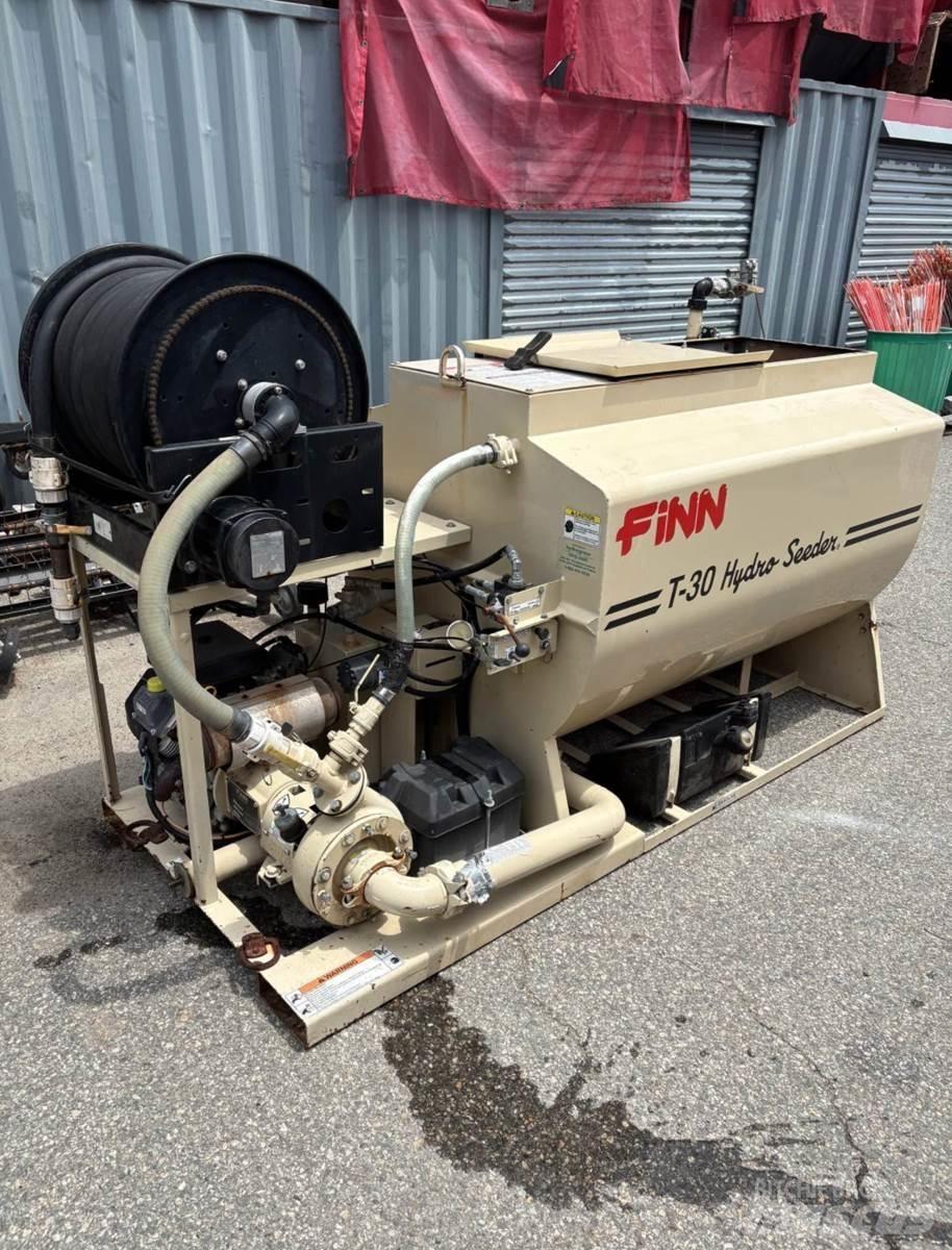 Finn T30 Tramogge da carico