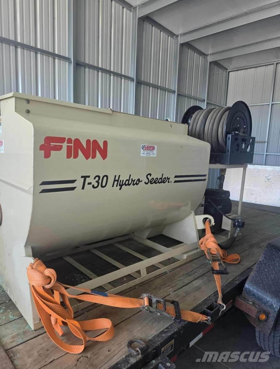 Finn T30 Tramogge da carico