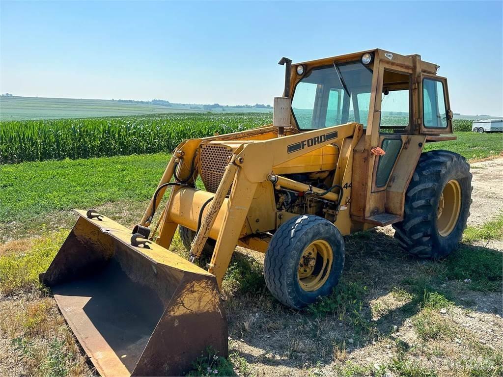 Ford 445 Trattori