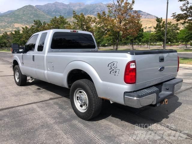 Ford F-250 Pick up/Fiancata ribaltabile
