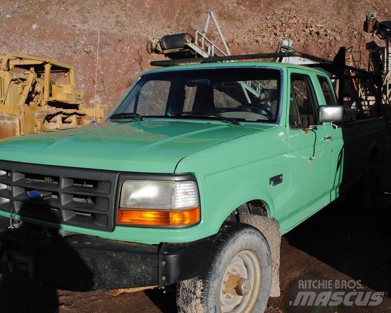 Ford F-250 Pick up/Fiancata ribaltabile