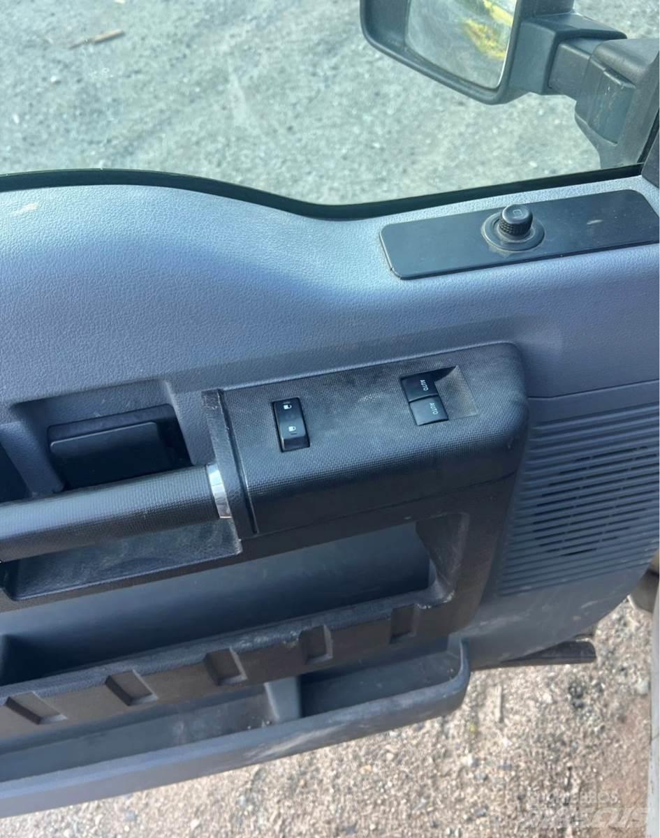 Ford F-350 Camion con sponde ribaltabili