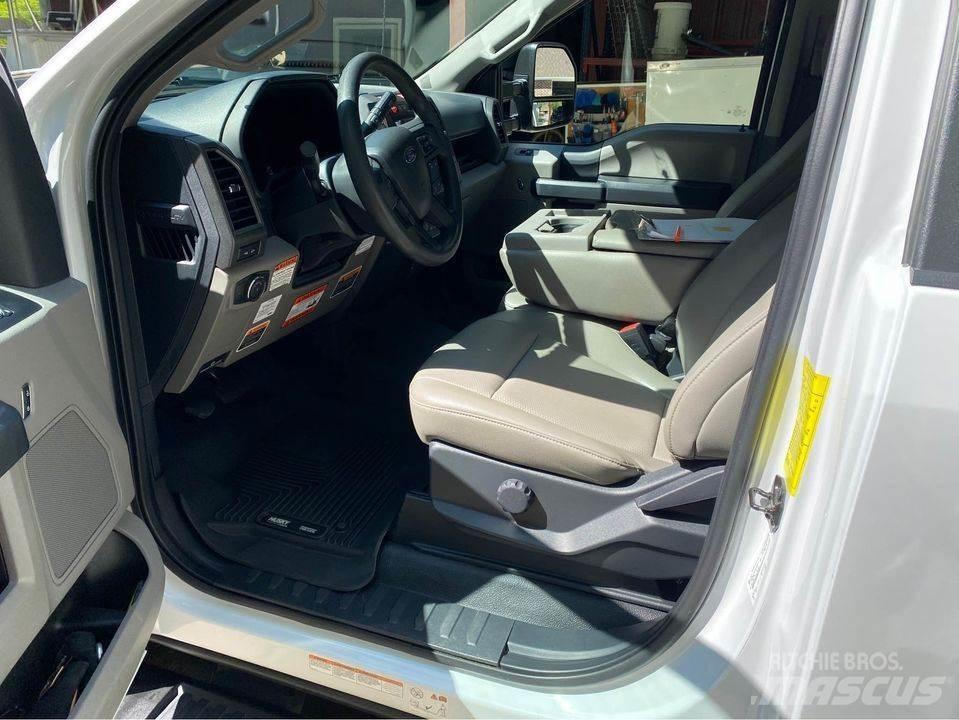 Ford F-450 Piattaforme autocarrate