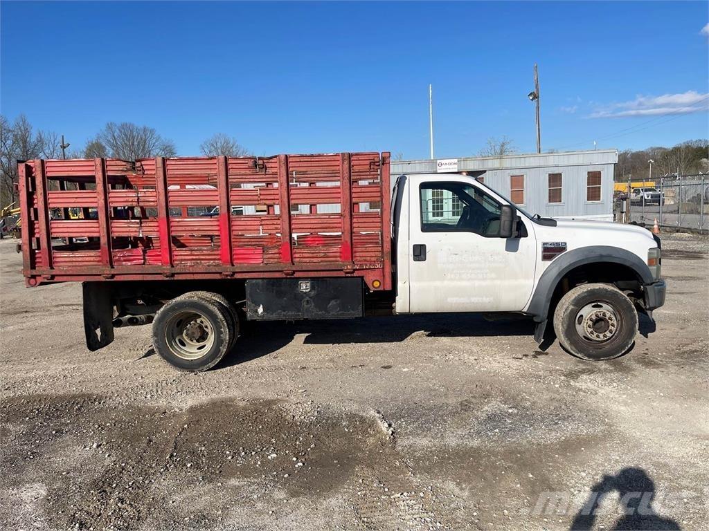 Ford F-450 Camion per trasporto animali