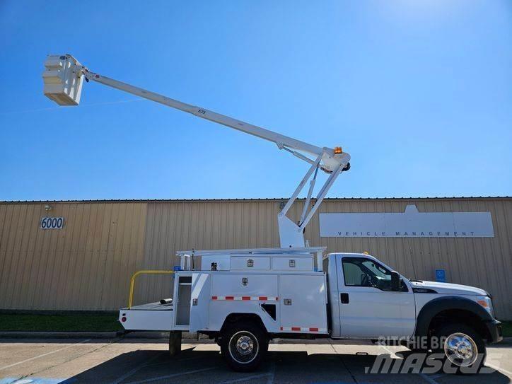Ford F-450 Piattaforme autocarrate