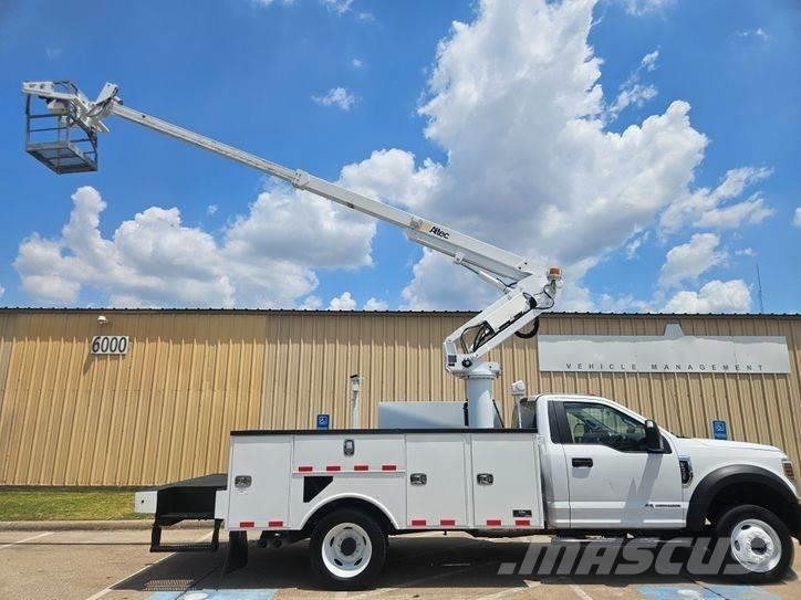 Ford F-450 Piattaforme autocarrate