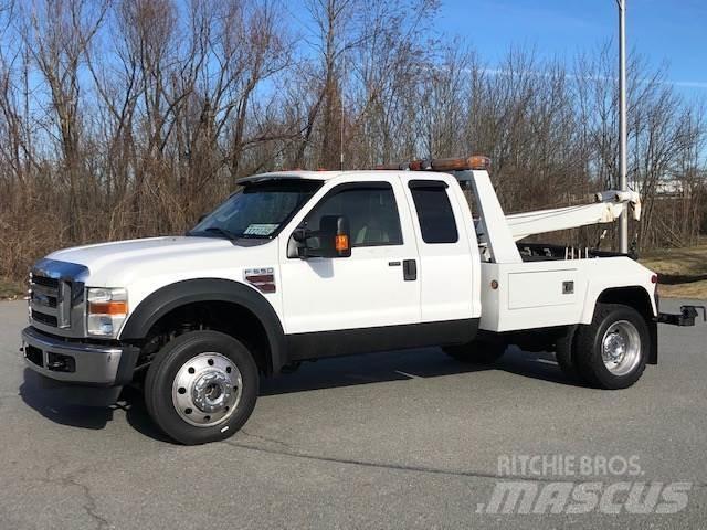 Ford F-550 Carroattrezzi
