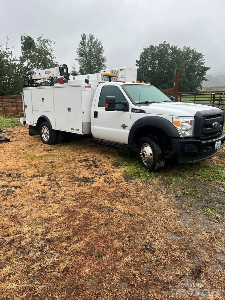 Ford F - 550 Veicoli municipali