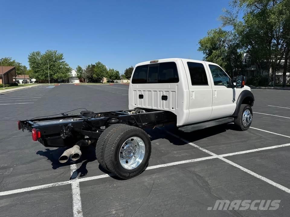 Ford F-550 Autocabinati