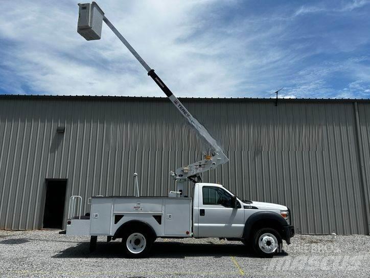 Ford F-550 Piattaforme autocarrate