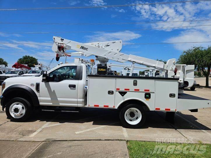 Ford F-550 Piattaforme autocarrate