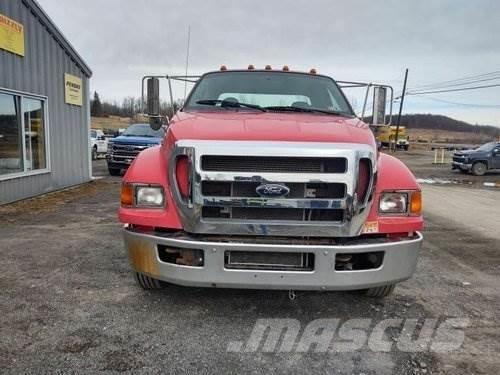 Ford F-650 Trasportatore per veicoli