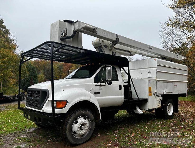Ford F-750 Piattaforme autocarrate