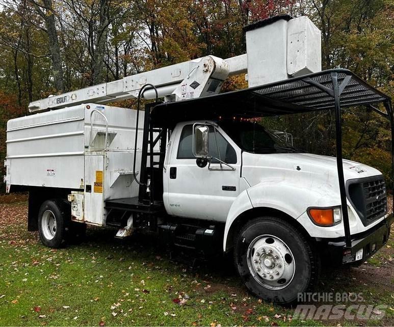 Ford F-750 Piattaforme autocarrate