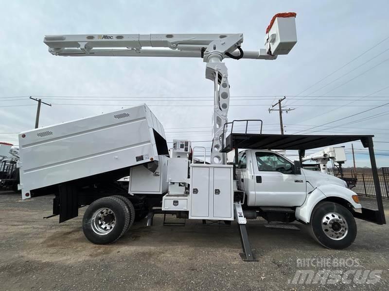 Ford F-750 Piattaforme autocarrate