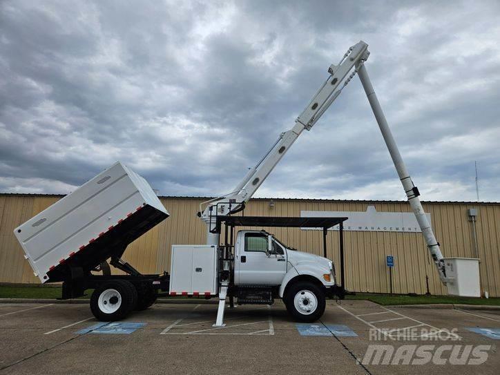Ford F-750 Piattaforme autocarrate