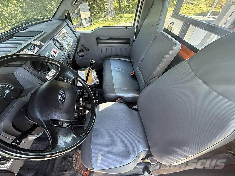 Ford F-750 Piattaforme autocarrate