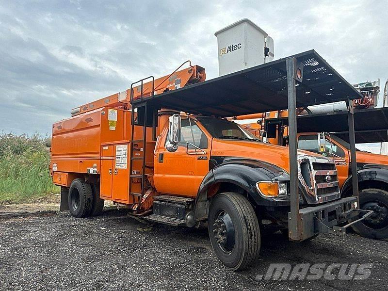 Ford F-750 Piattaforme autocarrate