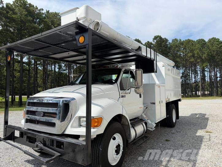 Ford F-750 Piattaforme autocarrate