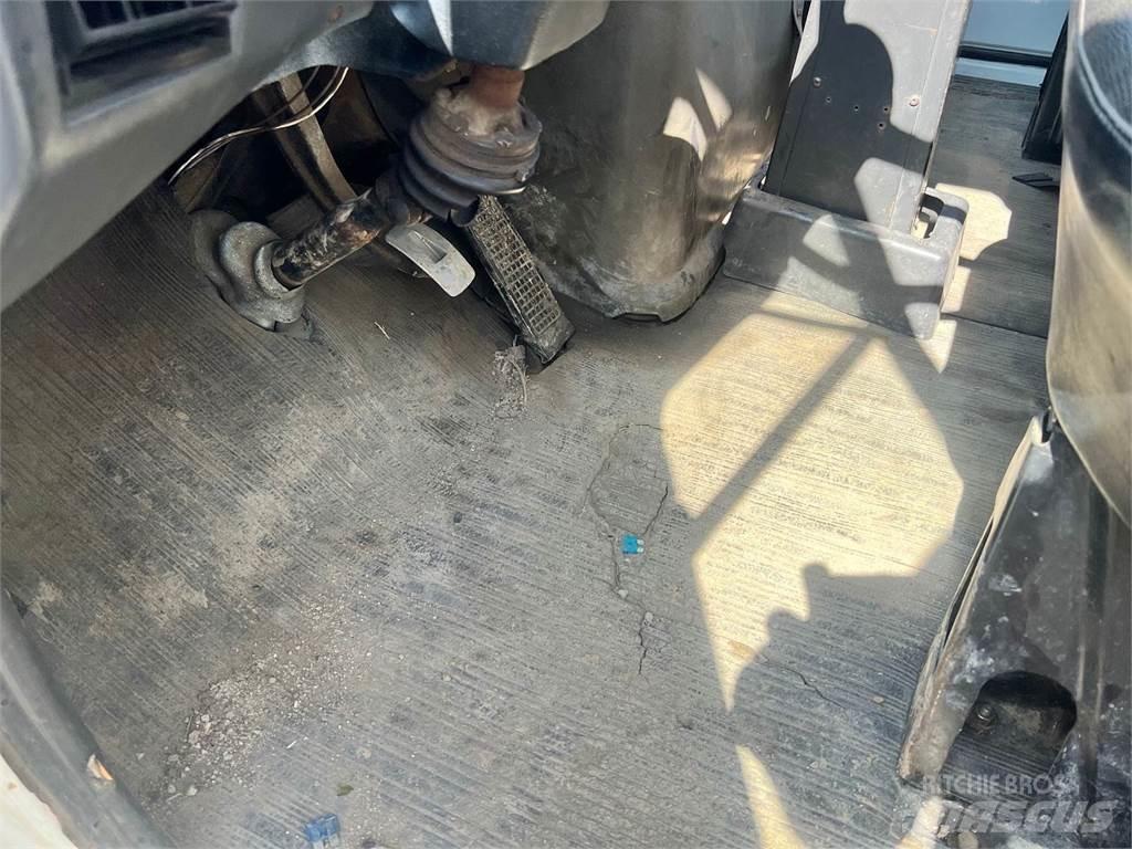 Ford L800 Camion autospurgo