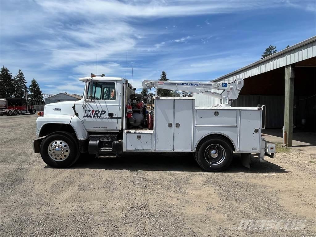 Ford L8000 Veicoli municipali