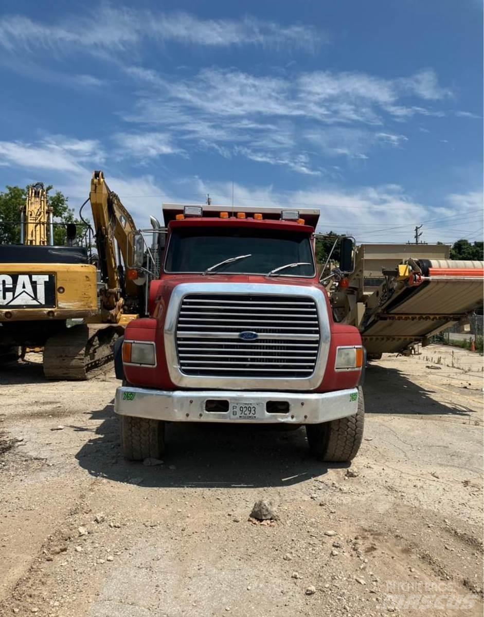 Ford L9000 Cisterna