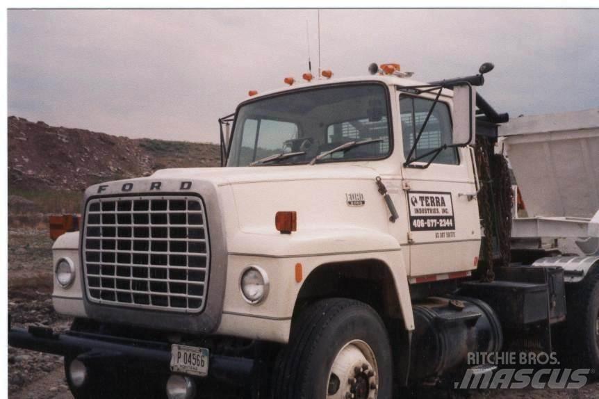 Ford LT9000 Autocarro pianale / argano