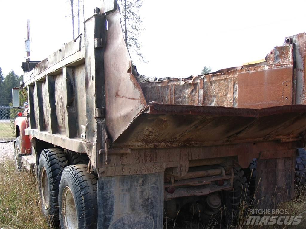 Ford T850 Camion ribaltabili