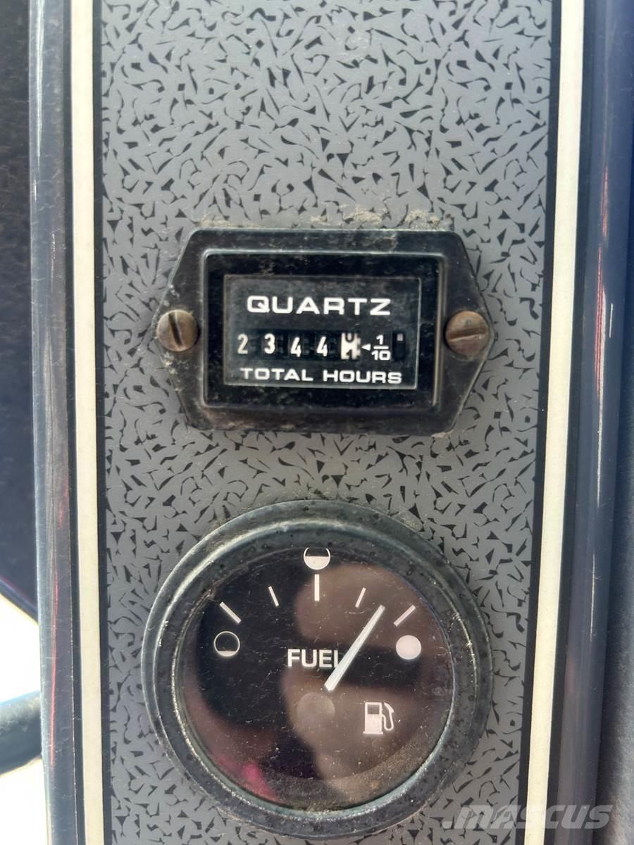Gehl 5640E Pale cingolate