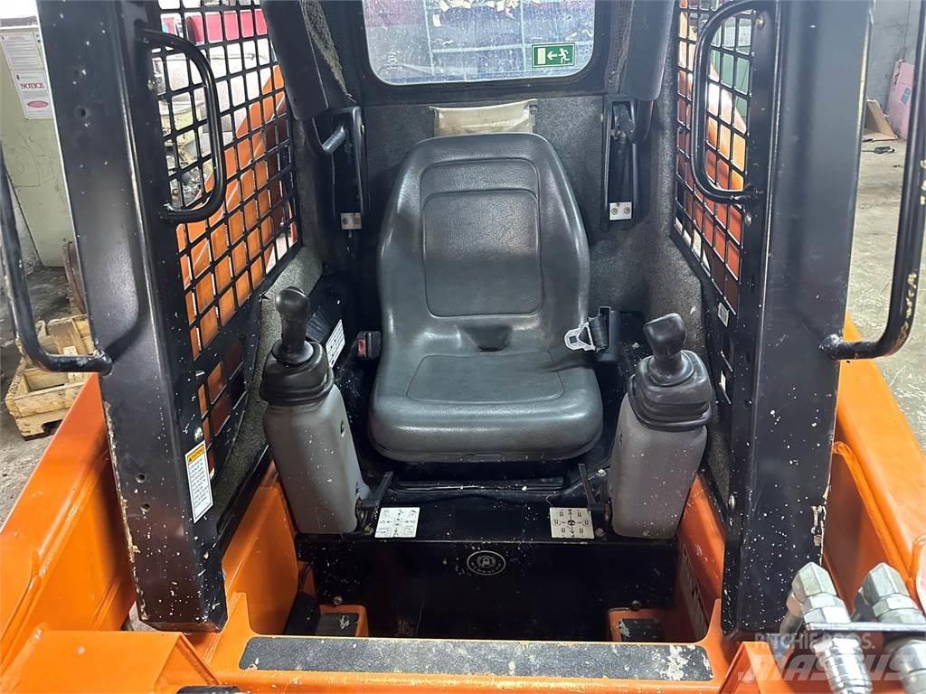 Gehl RT105 Mini Pale Gommate