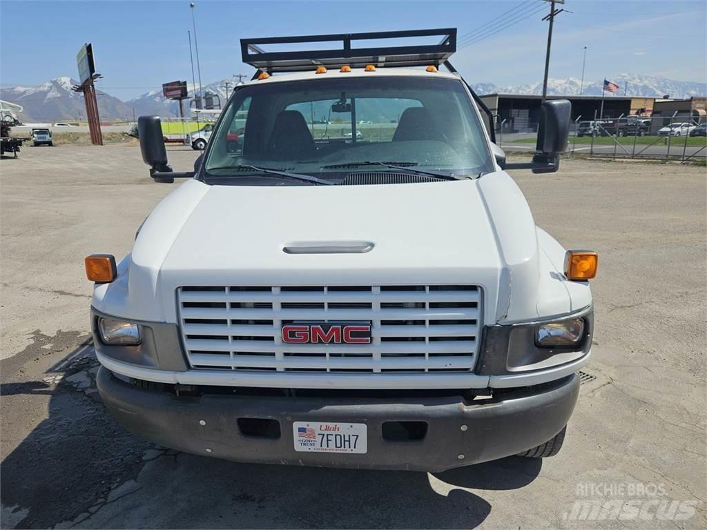 GMC C5500 Camion con sponde ribaltabili
