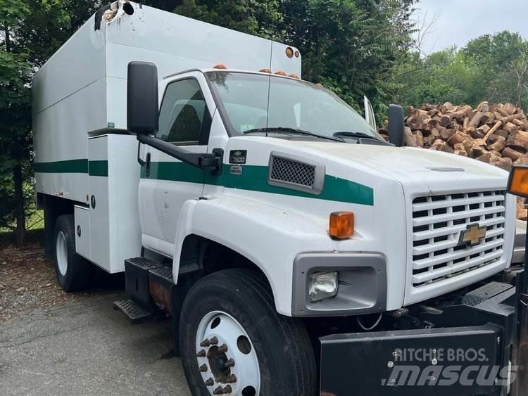 GMC C7500 Autocarri per segatura e cippato