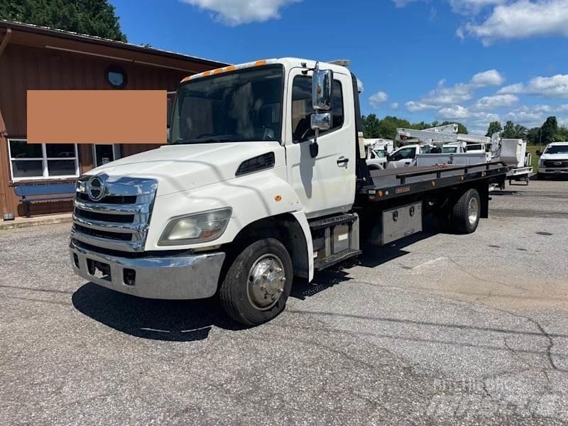 Hino 258 Trasportatore per veicoli