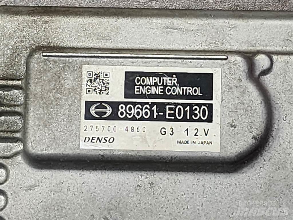 Hino J05E Componenti elettroniche