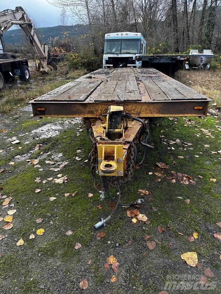 Hyster  Rimorchio per il trasporto di veicoli