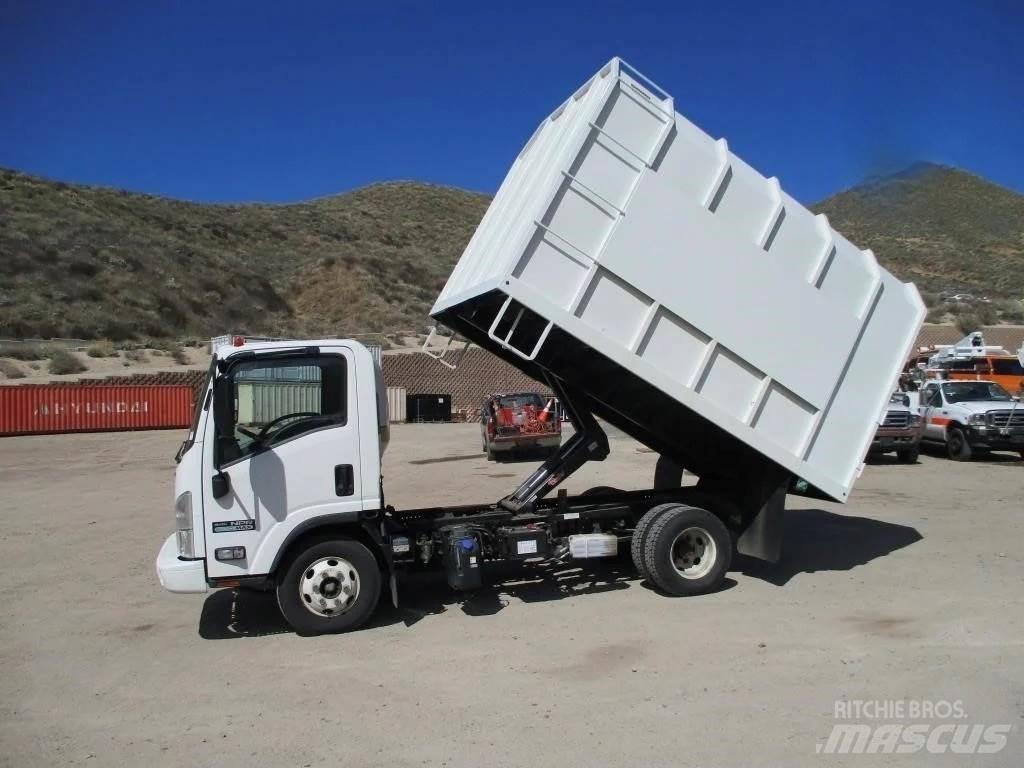 Isuzu NPR Autocarri per segatura e cippato