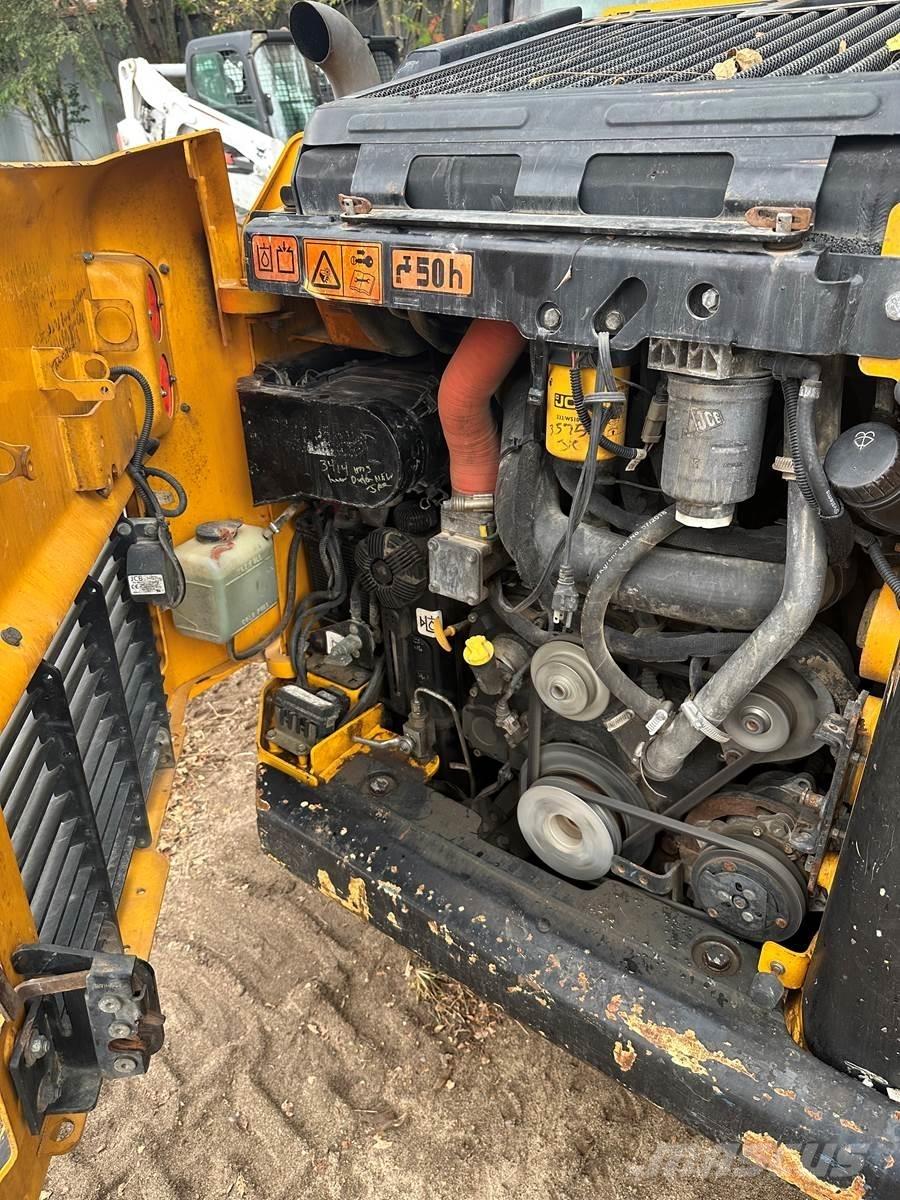 JCB 215T Mini Pale Gommate