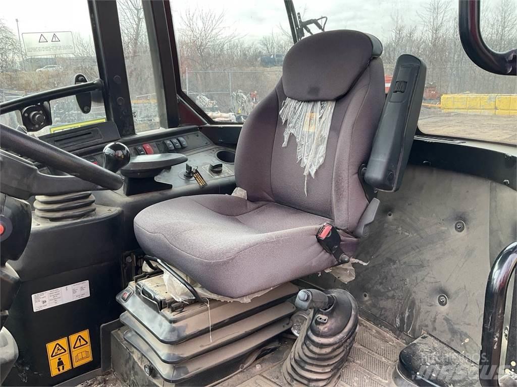 JCB 409 Pale gommate