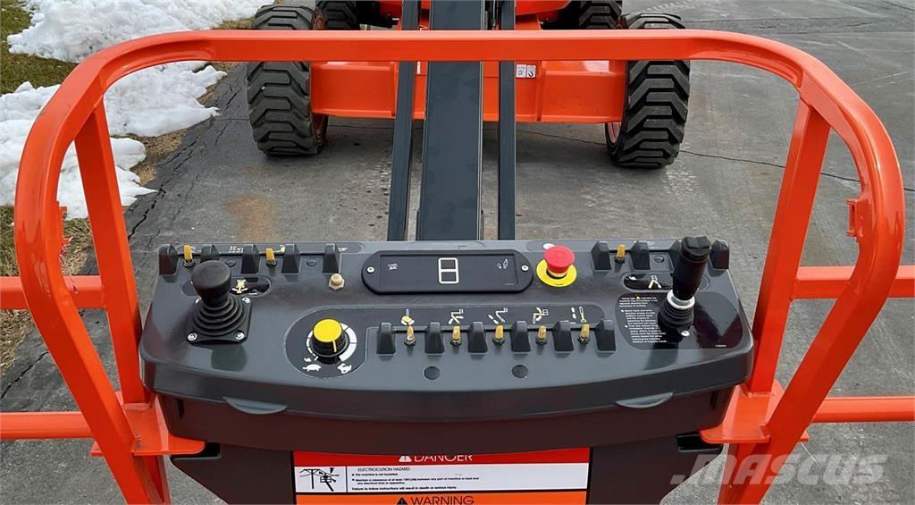 JLG 600AJ Piattaforme cingolate, Piattaforme a ragno e Montacarichi